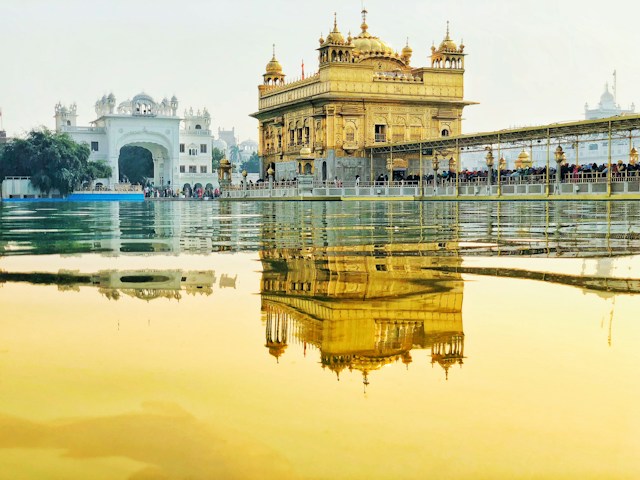 ravi-n-jha-aU9yXmIwfkw-unsplash